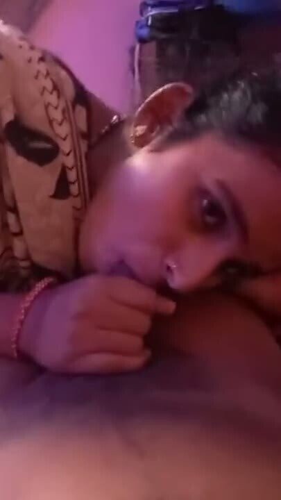 Tifany-Greys public girls bathroom peeing — peeing porn video, 1:57:59