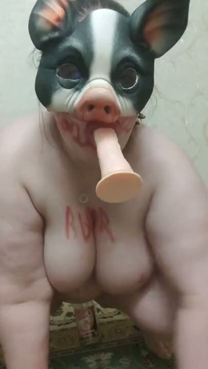 Leila Gyenesei in nude hirsute hairy pussy orgy orgies multiple oral sex — leaked oral sex video