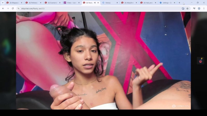 young blonde masturbate gallery / thompsovalentina — exclusive masturbate video (17:54)