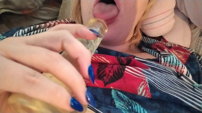 gallery hairy nude woman with Delany Precilla McDonald — hairy tube video